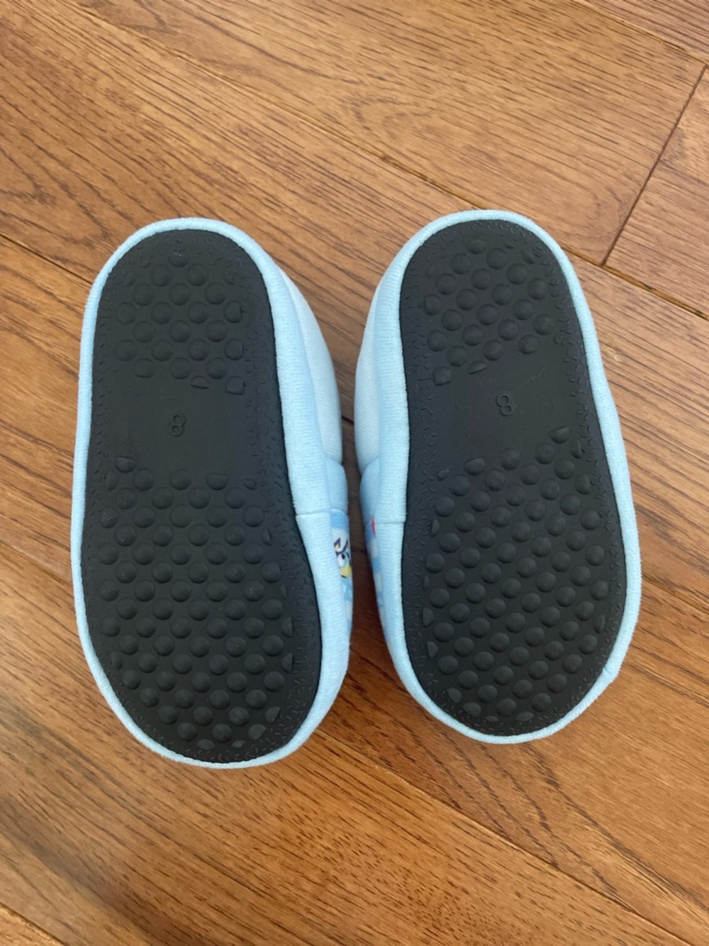 NWOT Bluey Slippers Toddler size 8 - Picture 3 of 4